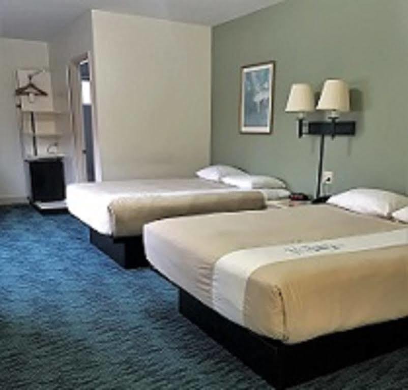 Bluebird Spa City Motor Lodge Saratoga Springs Exteriör bild